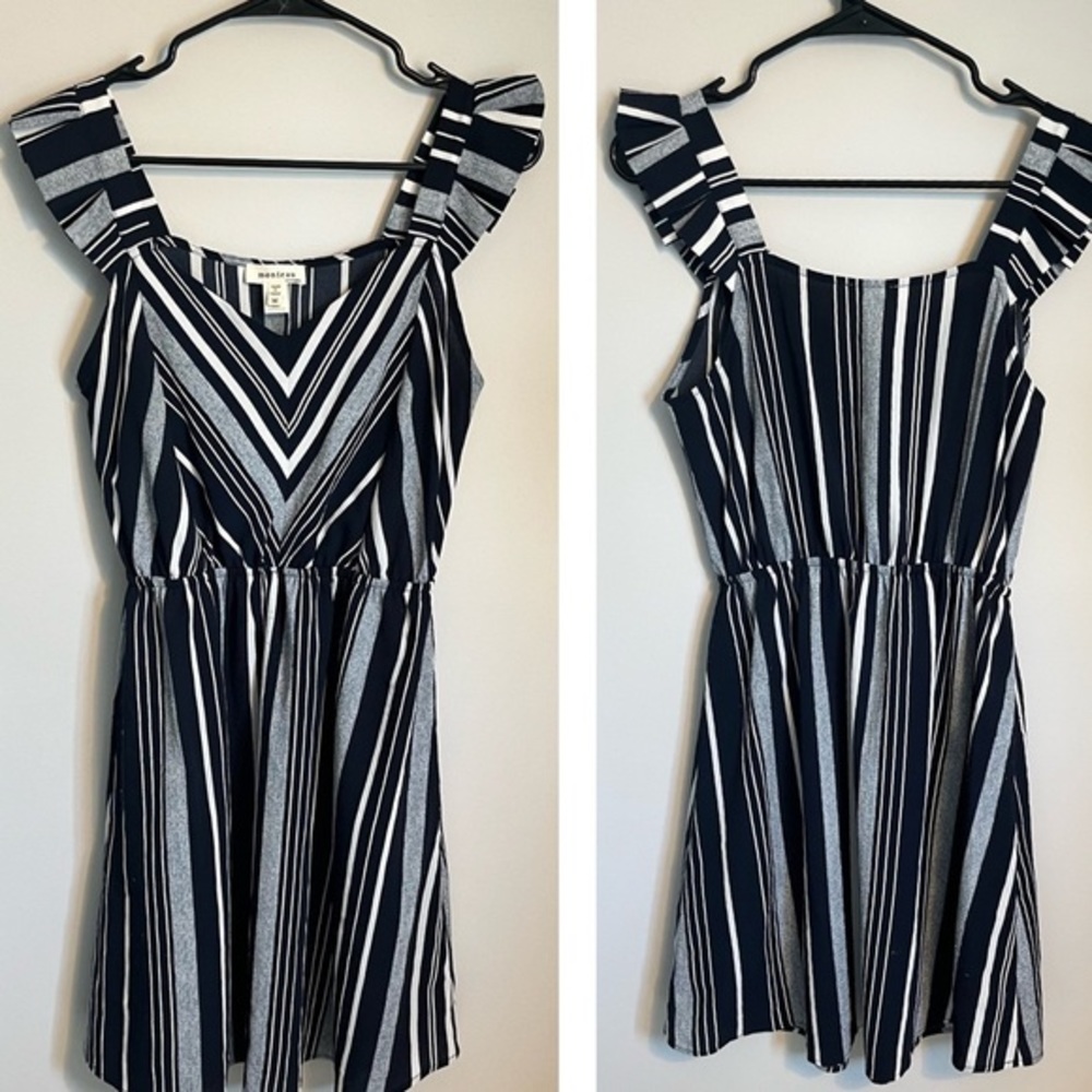 Navy+White Chevron Monteau‎ Midi Dress with Frilled Sleeves | Size M
